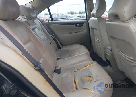 2004 Volvo S60 2.5T z USA, uszkodzony, nr VIN YV1RS59V042391619